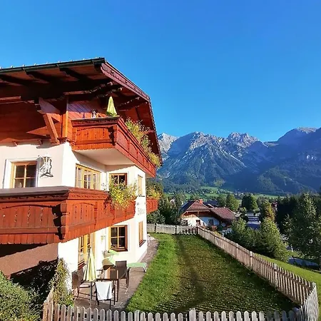 Landhaus Bellevue *